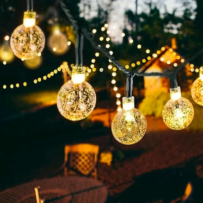 BulbLights, 50 luci LED retrò per interni ed esterni a carica di energia solare