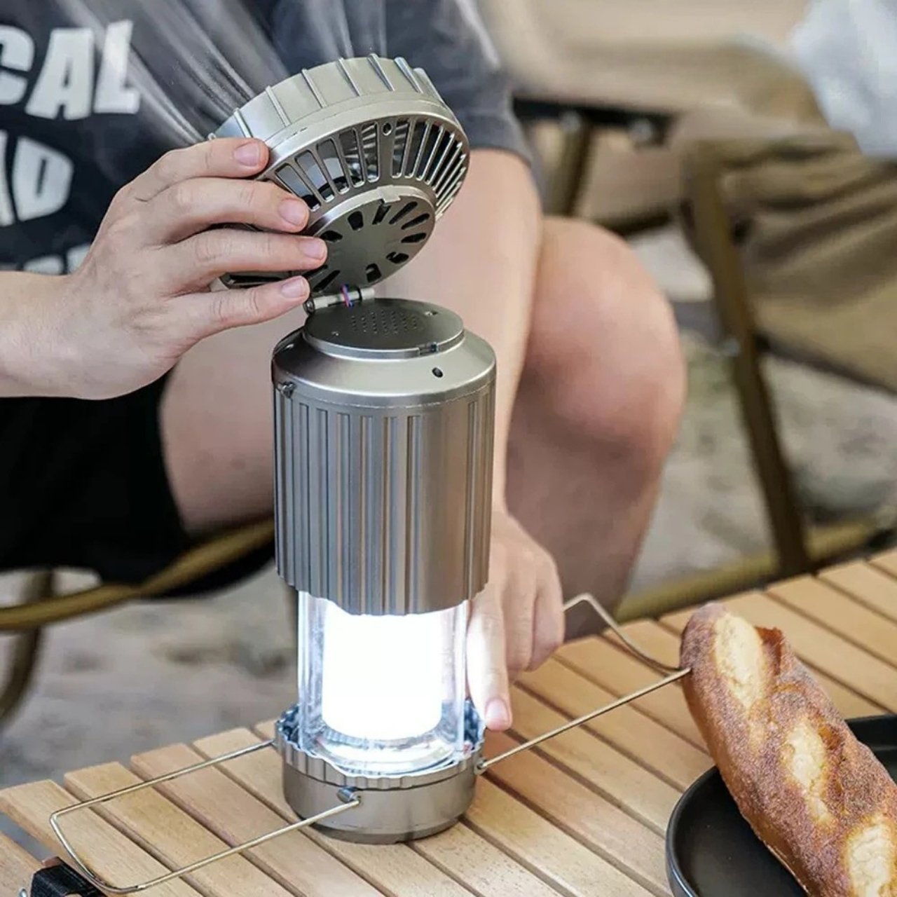 Fan, luce LED solare multifunzionale 5 in 1 con ventilatore - Image 10
