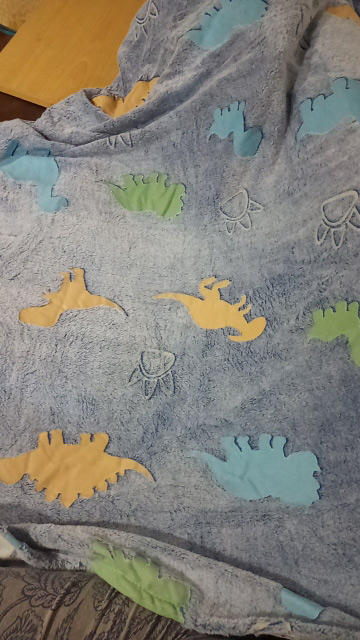 LuminousBlanket, la coperta per bambini che brilla al buio