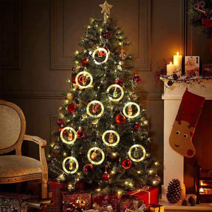 Le decorazioni di Capodanno sono adatte per finestre, porte, recinzioni, muri... Le possibilità sono illimitate!